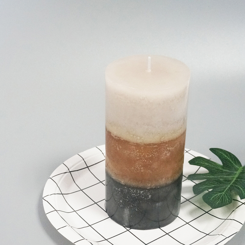 private label Christmas scented pillar candle (15).JPG